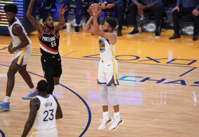 c7c7.app安装-侧翼防线被对手捅成蚂蜂窝 勇士面临棘手防守难题